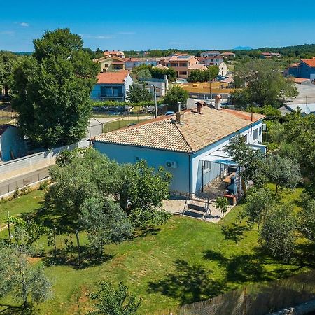 Holiday House Chill Out Loborika Marčana المظهر الخارجي الصورة