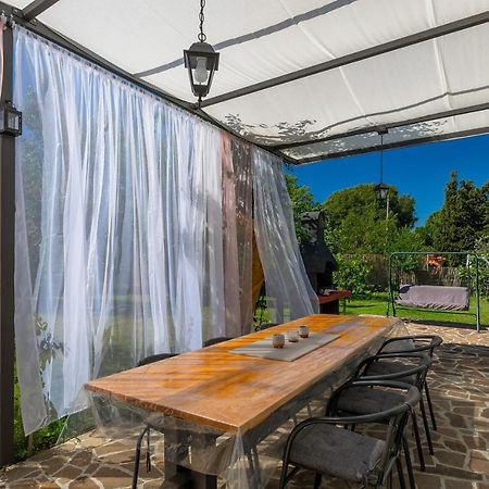 Holiday House Chill Out Loborika Marčana المظهر الخارجي الصورة